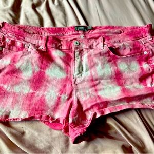 Torrid pink tie dye shorts sz 22